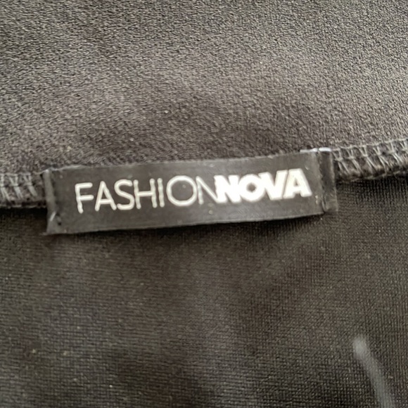 Fashion Nova Mini Skirt - Picture 3 of 3